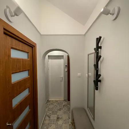 Quiet Comfort Walk Everywhere *